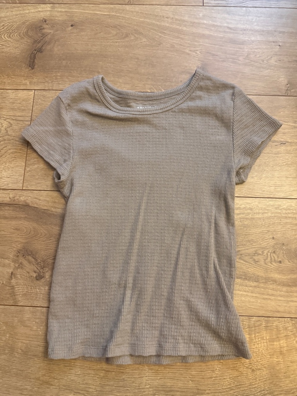American Eagle Outfitters Ribbed Short Sleeve Top in Taupe